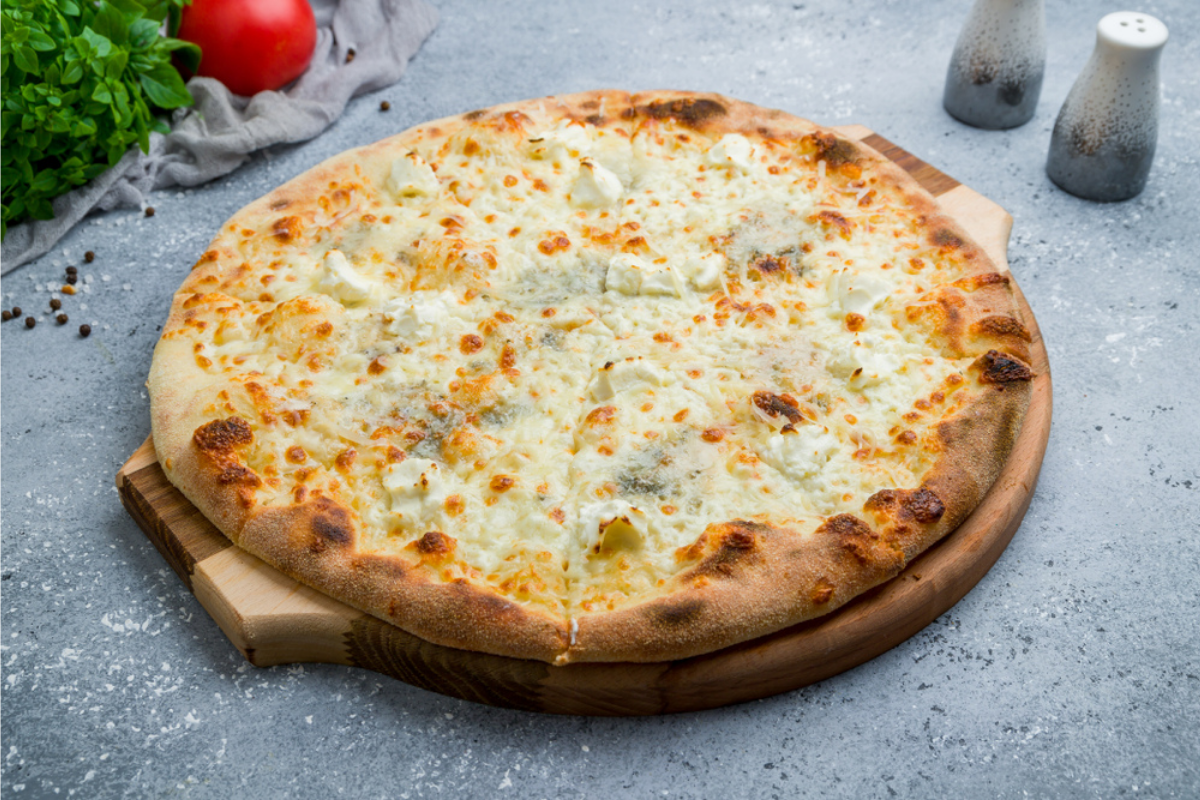 Pizza 4 Formaggi